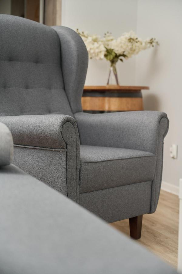 Cozy Old Town For 4 Guests In By Renters Appartamento *